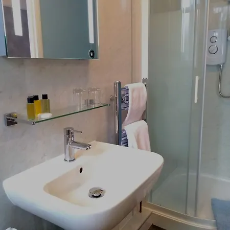 Bluebird Vendégház 4*
