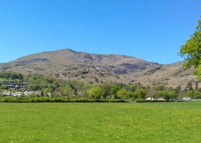 Bluebird 4* كونيستون